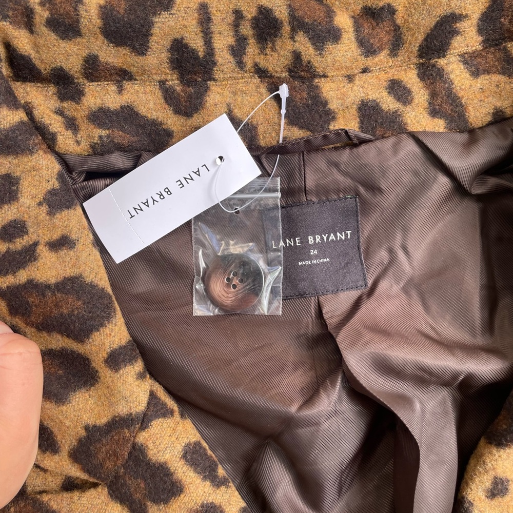 Lane Bryant- leopard print blazer - Picture 2 of 4